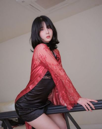 每天都被家主教训:我爱吃冰棒