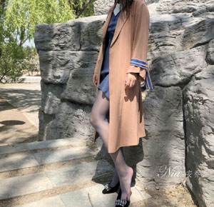 他似火