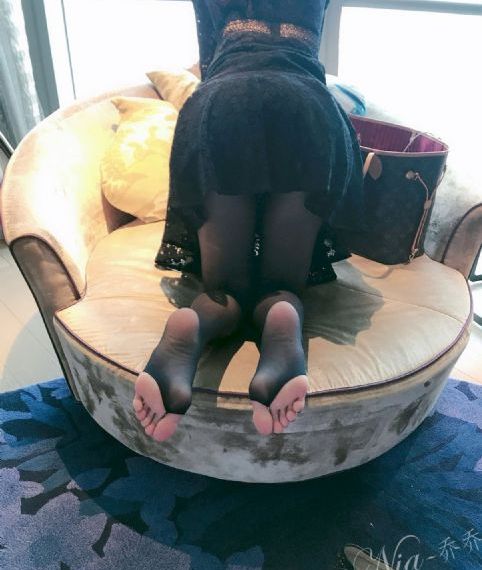 鞠婧祎免费造梦在线观看电视
