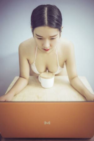风月电视剧免费观看剧情