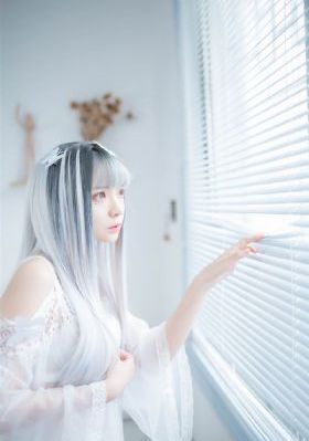 葵花宝典未满十八岁请立刻开拼音